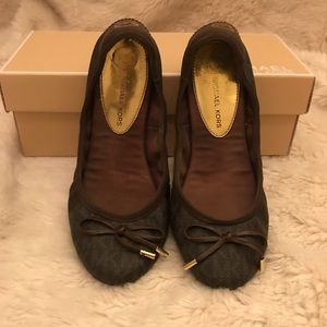 Michael Kors city ballet flat - brown - Size 6